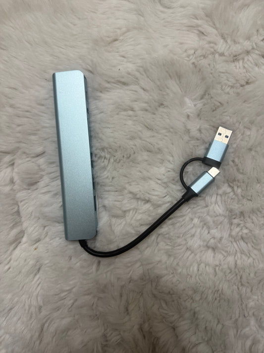 7-Port USB Hub with USB-C Adapter – Silver