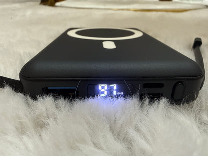 MagSafe Wireless Power Bank 10,000mAh comes with built-in cables & LED display