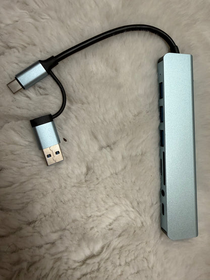 7-Port USB Hub with USB-C Adapter – Silver